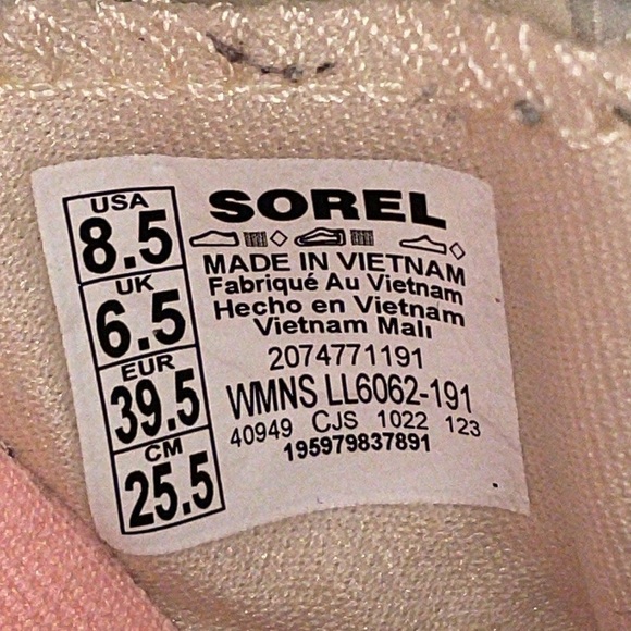 Sorel Kinetic Breakthru Tech Sneaker. Size 8.5. - Picture 13 of 13